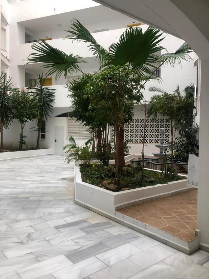 Playa Y Piscina Velilla Park Pondos Apartman Almuñécar Kültér fotó